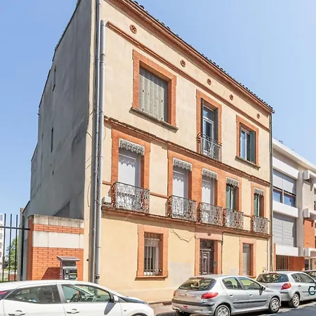 Grece - Centre - Proche Des Commodites Daire Toulouse