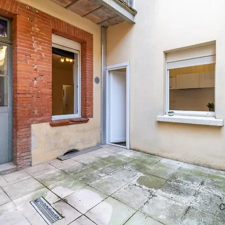 Grece - Centre - Proche Des Commodites Daire *