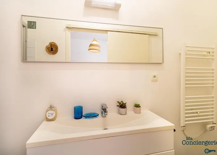 شقة Grece - Centre - Proche Des Commodites *