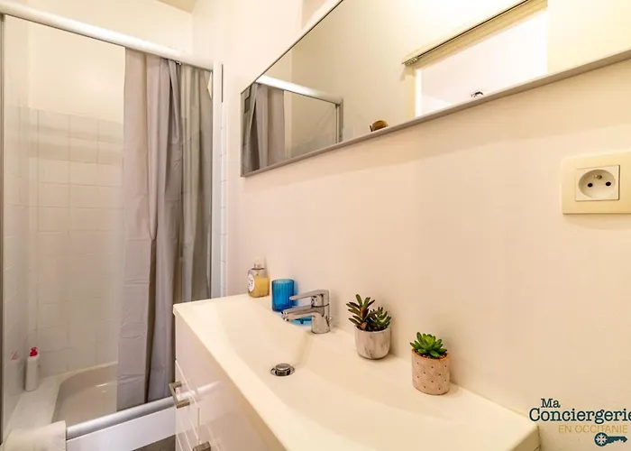 Grece - Centre - Proche Des Commodites アパート