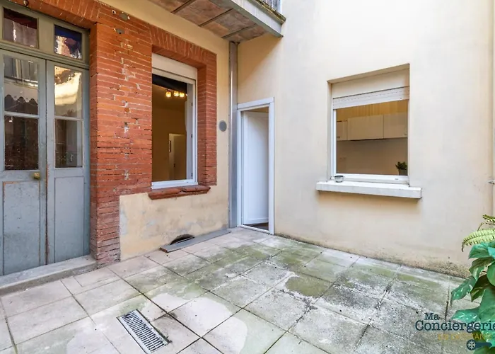 Grece - Centre - Proche Des Commodites アパート *